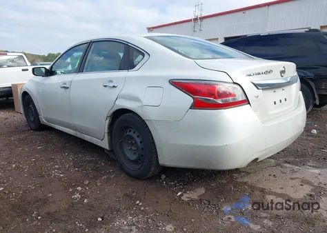 2014 Nissan Altima 2.5 S z USA, uszkodzony, nr VIN 1N4AL3AP2EC139616